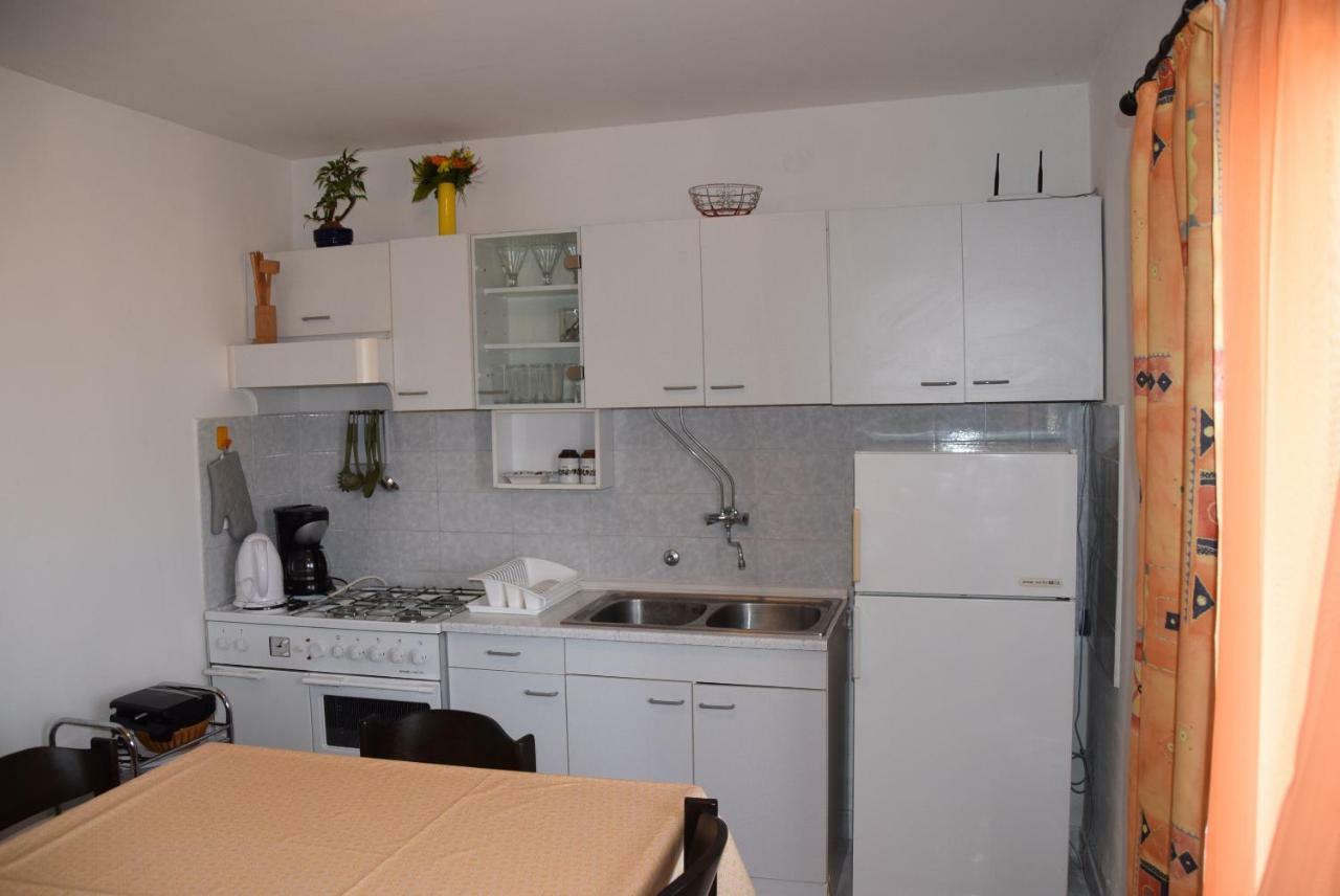 Apartment Halugica